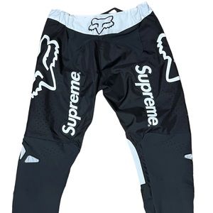 PRISTINE CONDITION  SUPREME X FOX PANTS size Large
